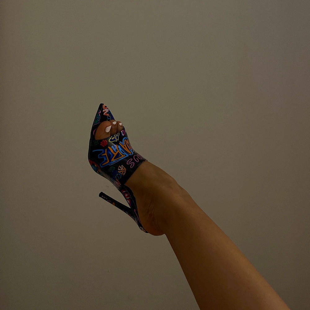 Balenciaga inspired Cape robin graffiti mule high heel sandals. Worn once 1hr